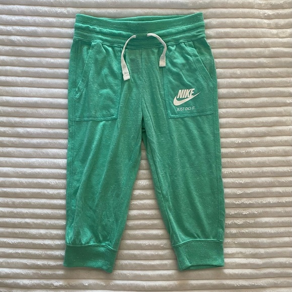 NWT Nike Sweatpants - Picture 2 of 5